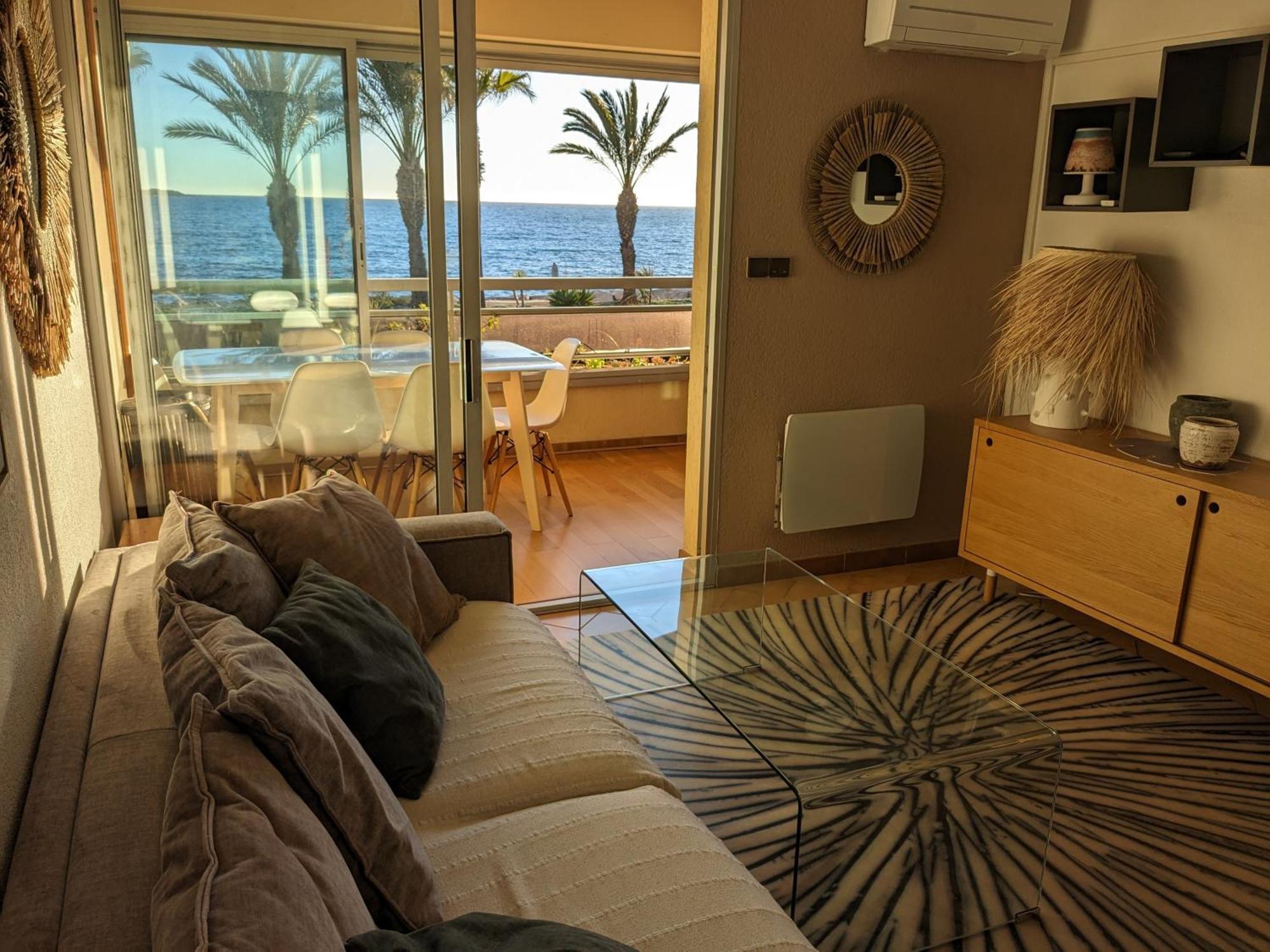 "Le Palmier Dore", Cosy T3 A 3 Minutes A Pied Des Plages, Parking Et Clim Sanary-sur-Mer Exteriér fotografie