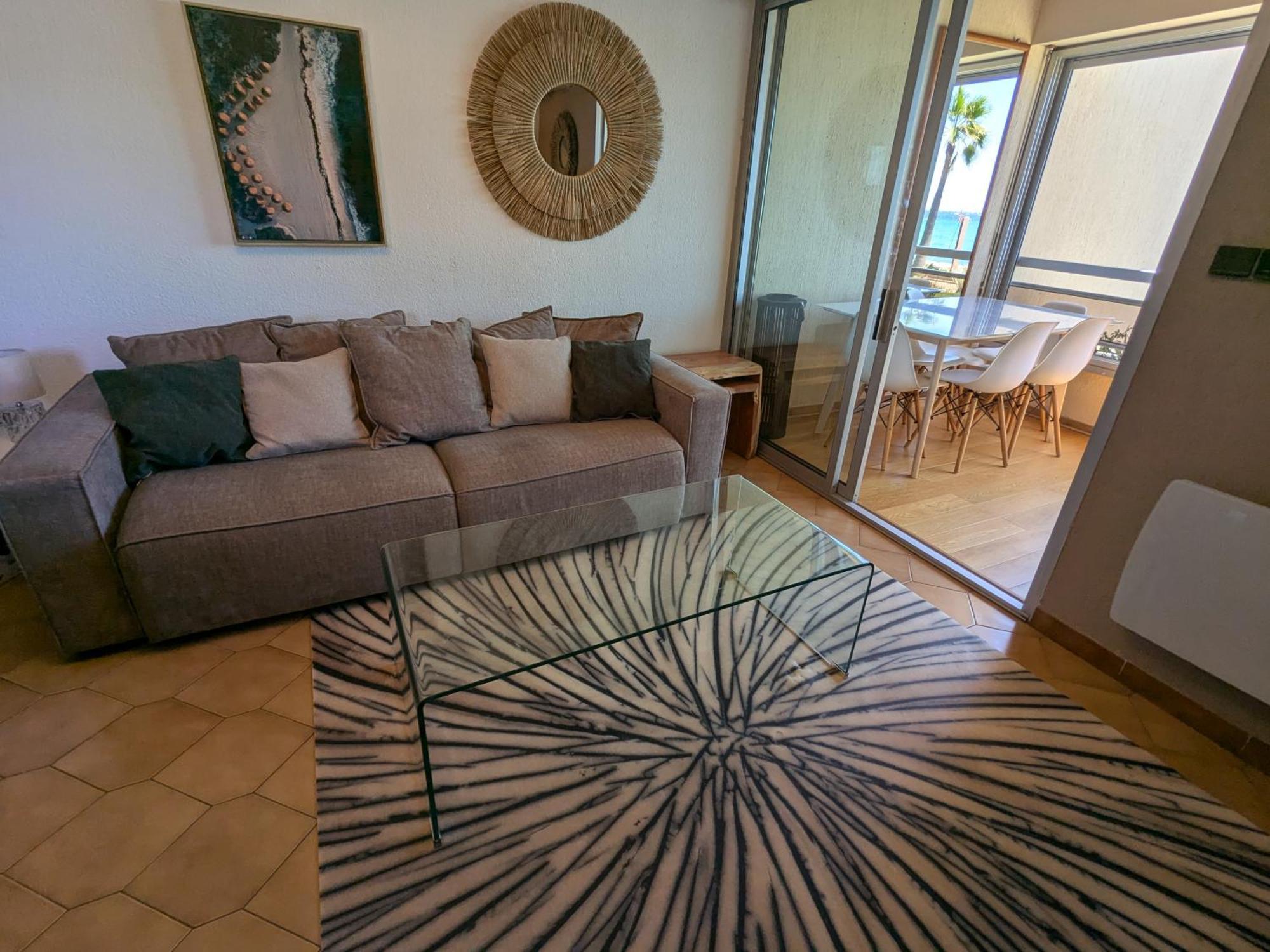"Le Palmier Dore", Cosy T3 A 3 Minutes A Pied Des Plages, Parking Et Clim Sanary-sur-Mer Exteriér fotografie